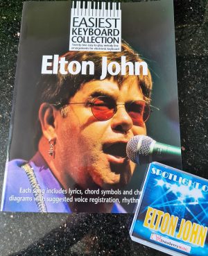 .A Spotlight On Elton John  (USB & BOOK SET)    PSR-SX900